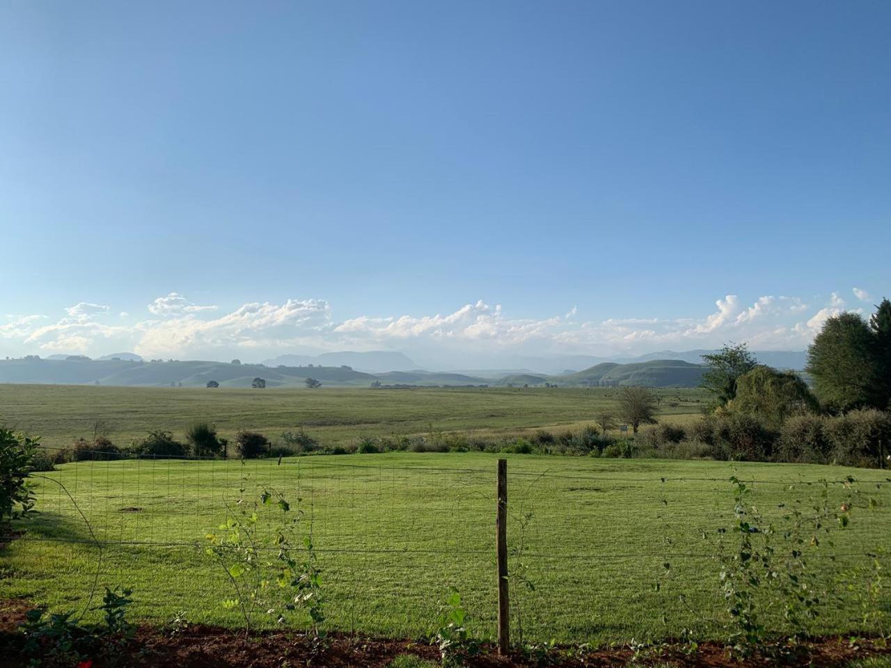 Sani Pass View Cottage Himeville Exteriör bild
